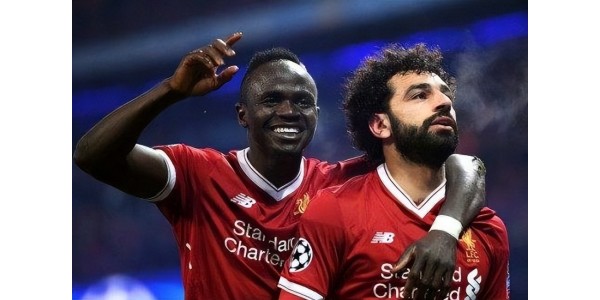 Mane rifiuta gli inviti dei due giganti