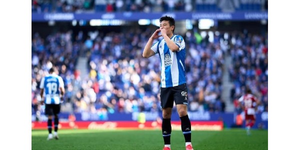 Dopo 1-0, Wu Lei ha inaugurato un trattamento da superstar