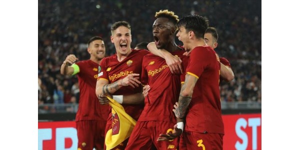 La Roma vince la battaglia chiave