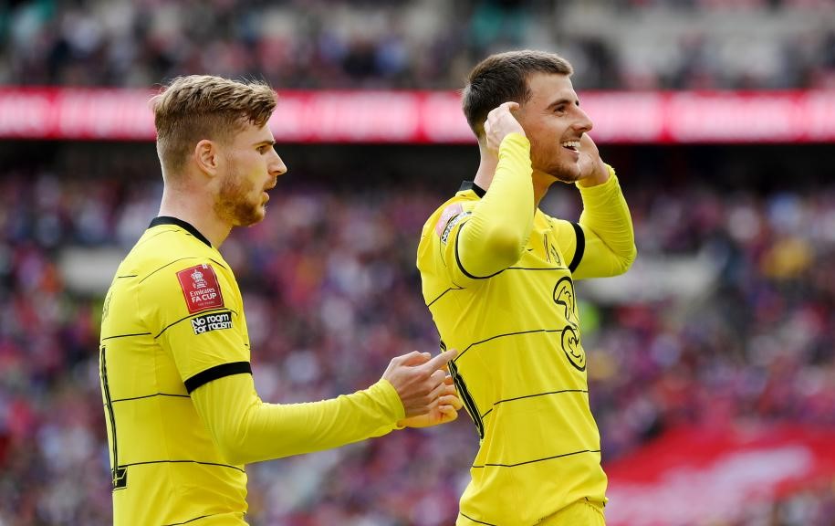 Il Chelsea arriva in finale 0-2