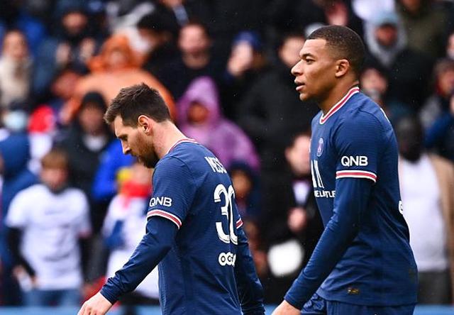 Messi non ha segnato all'ultimo posto ma ha conquistato le luci della ribalta di Mbappe
