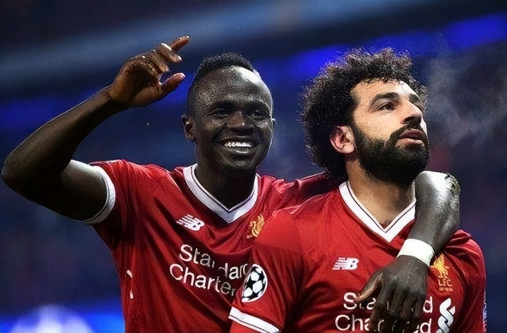 Mane rifiuta gli inviti dei due giganti