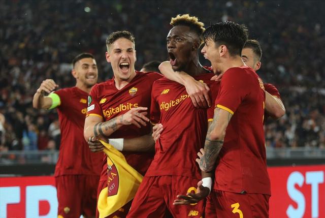 La Roma vince la battaglia chiave