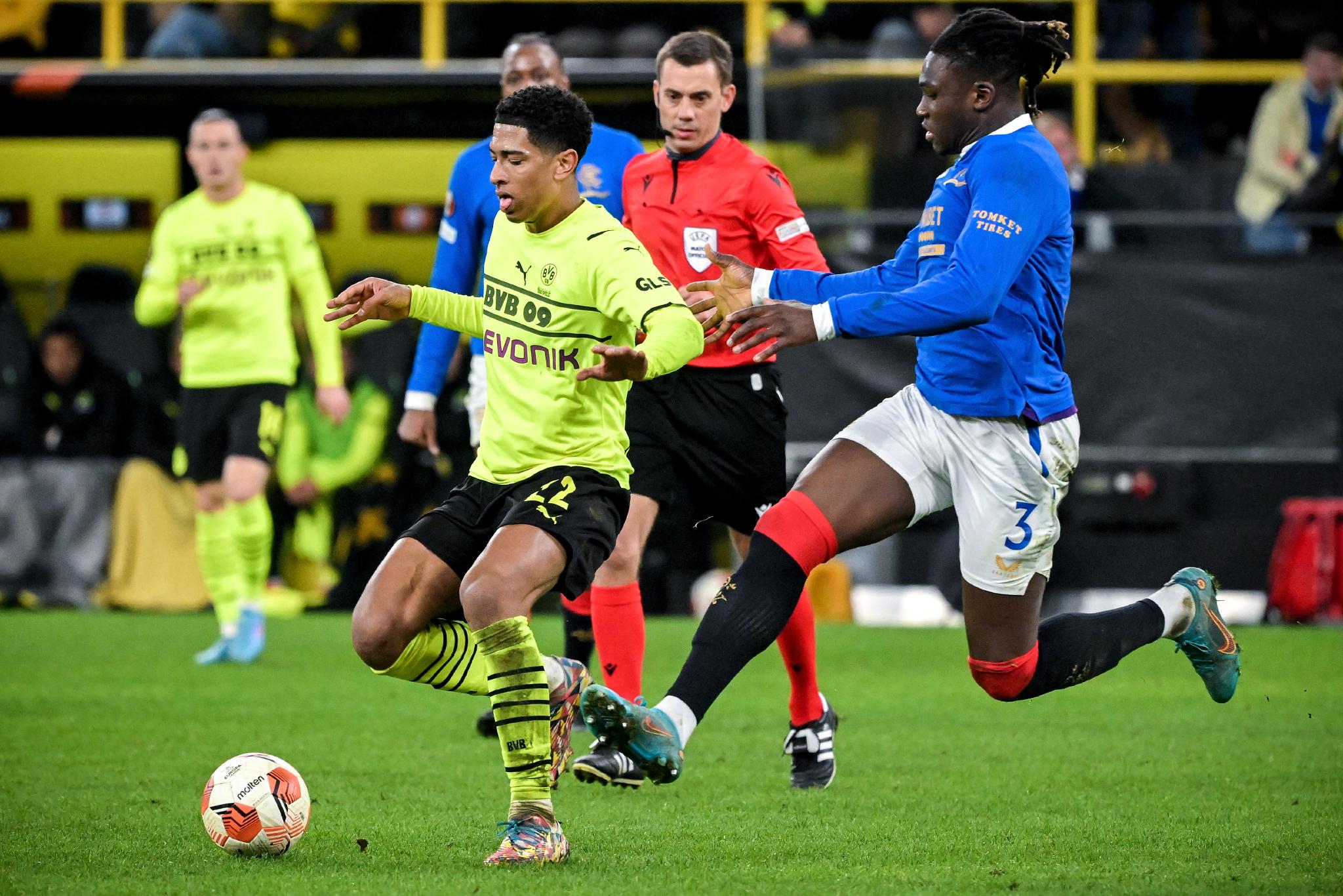 Dortmund fuori, Haaland disperato